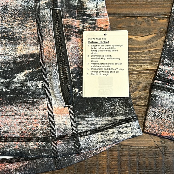 Lululemon Define Jacket. Azurite Poppy Coral Multi. Size 8. - Picture 3 of 5